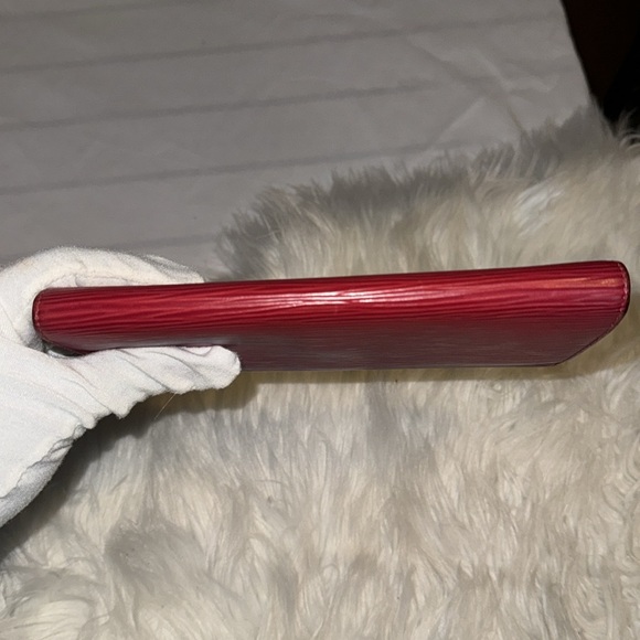 Louis Vuitton Red Epi Leather Sarah Continental Wallet Red EUC - Picture 13 of 13